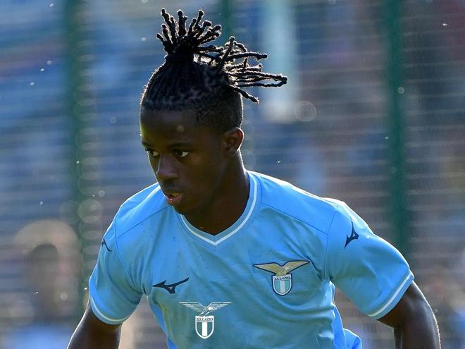 意球机会引 意球机会引