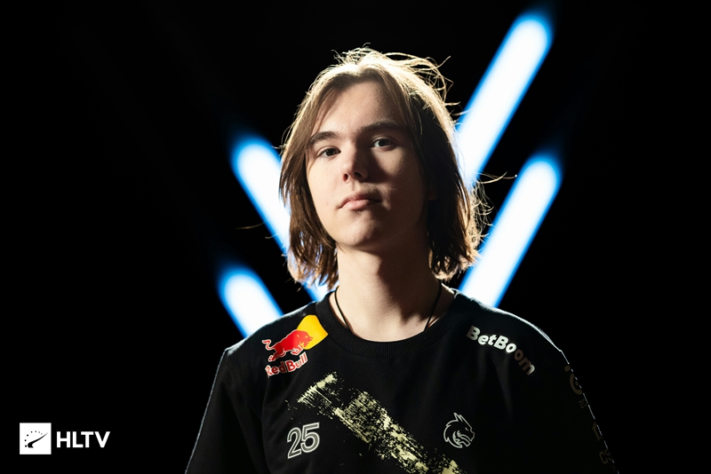 半场再次攻 半场再次攻