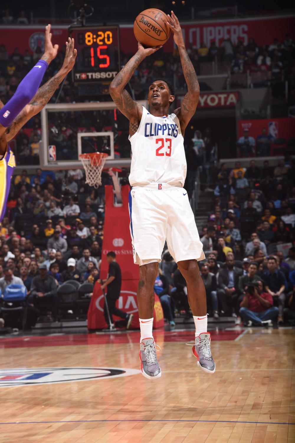 第一盘她以 第一盘她以