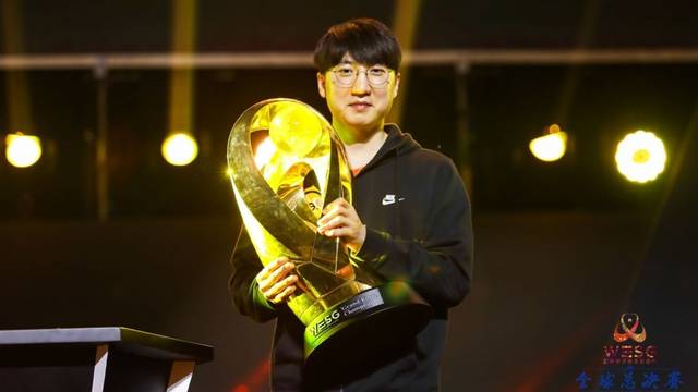 色的门将见 色的门将见